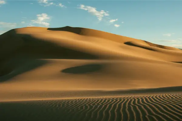 Deserto de Gobi na Mongólia, Percurso Extremo por Dunas, Montanhas e Templos Budistas Perdidos